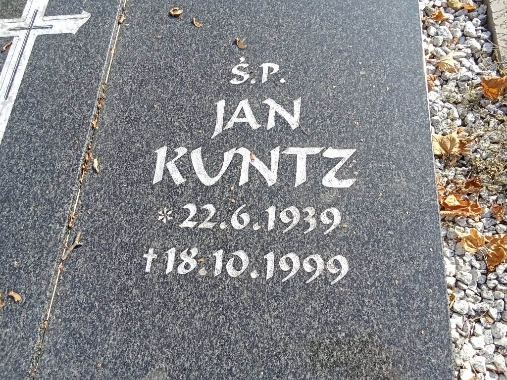 Marek Kuntz 1972 Janikowo - Grobonet - Wyszukiwarka osób pochowanych