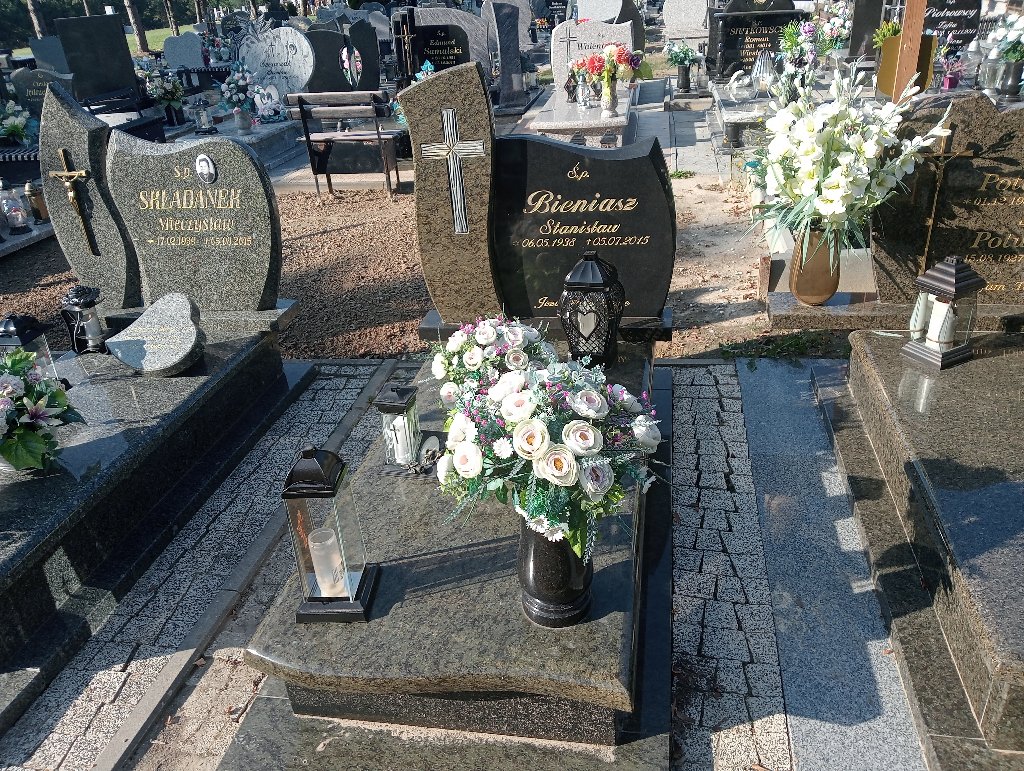 Grób Stanisław Bieniasz